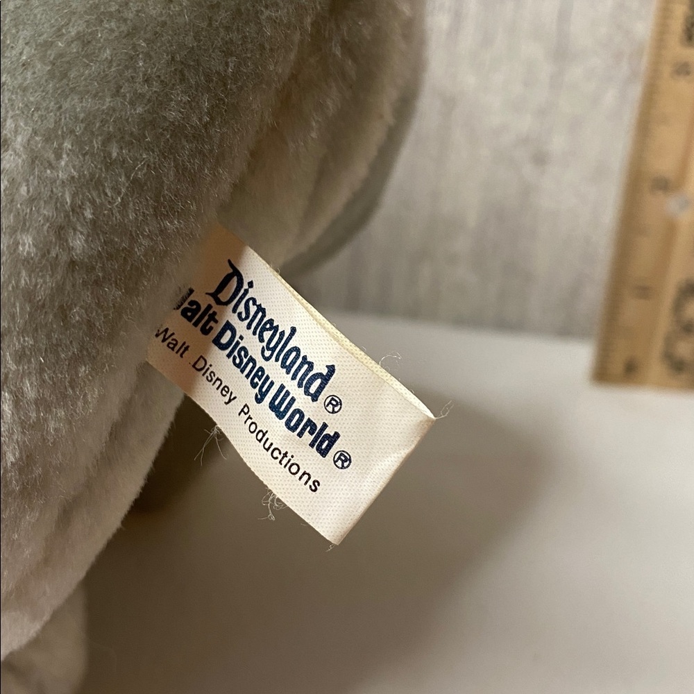 Vintage Disneyland Walt Disney world plush Dumbo elephant stuffed animal - Picture 6 of 6